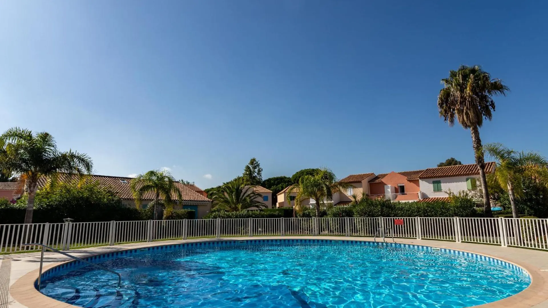 Holiday Home Tahiti Parc-4 By Interhome Le Lavandou France